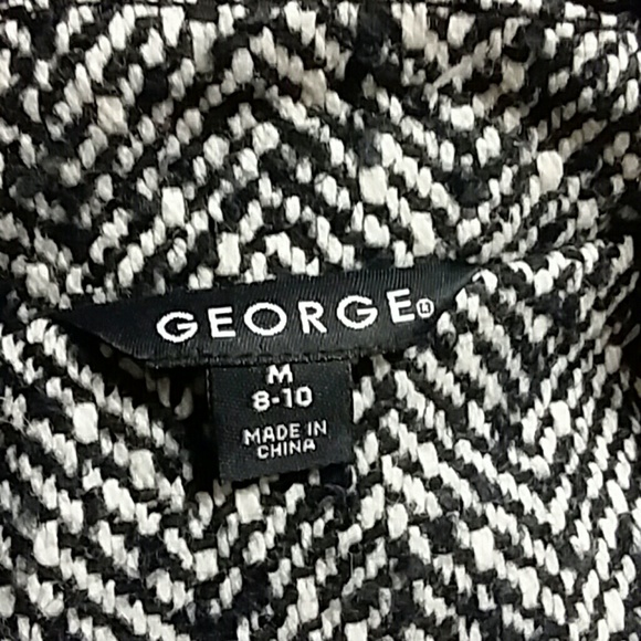 Coat with hood size M 8-10 black white with belt - Picture 6 of 6